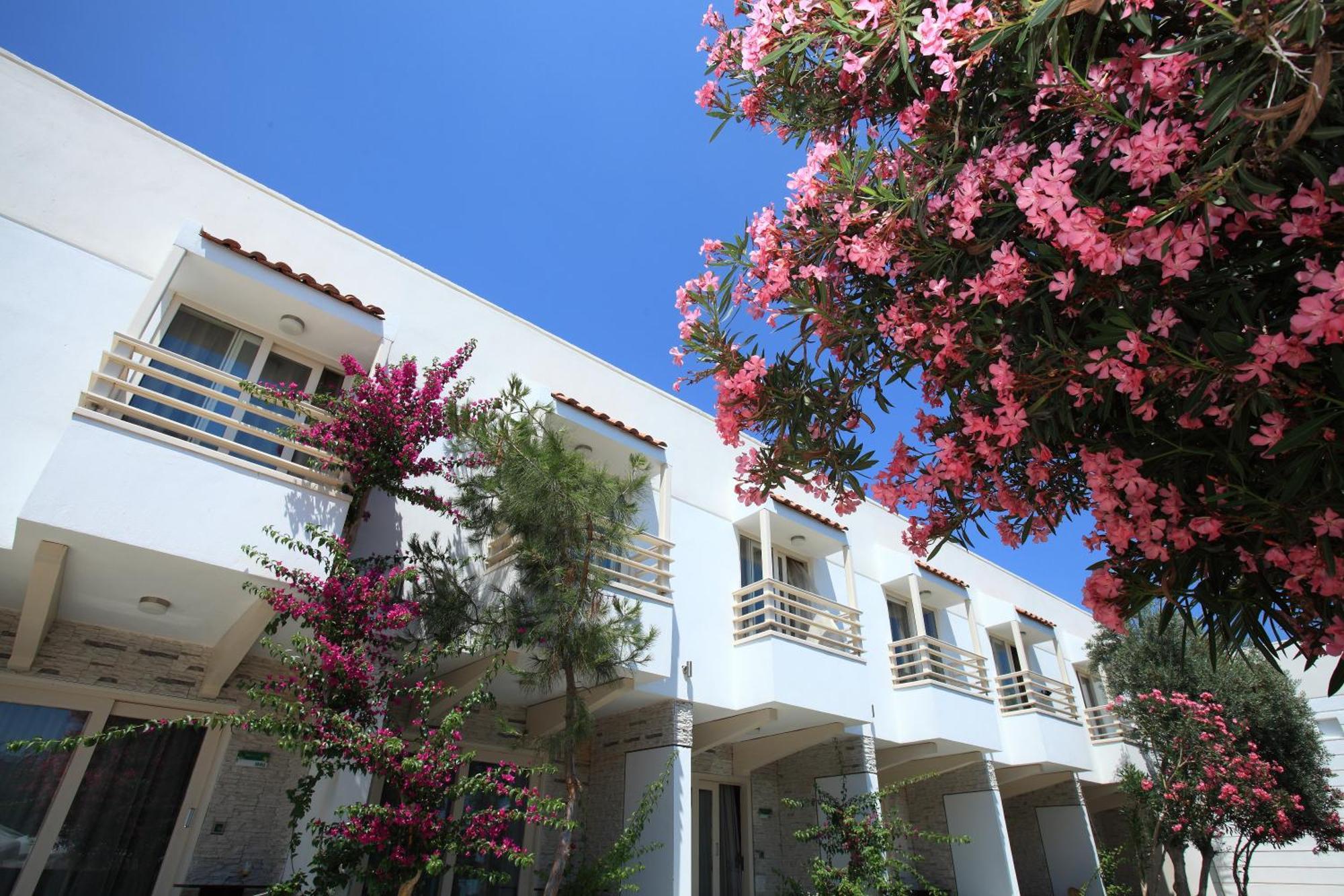 Delfi Hotel Spa & Wellness Center Bodrum Exterior foto