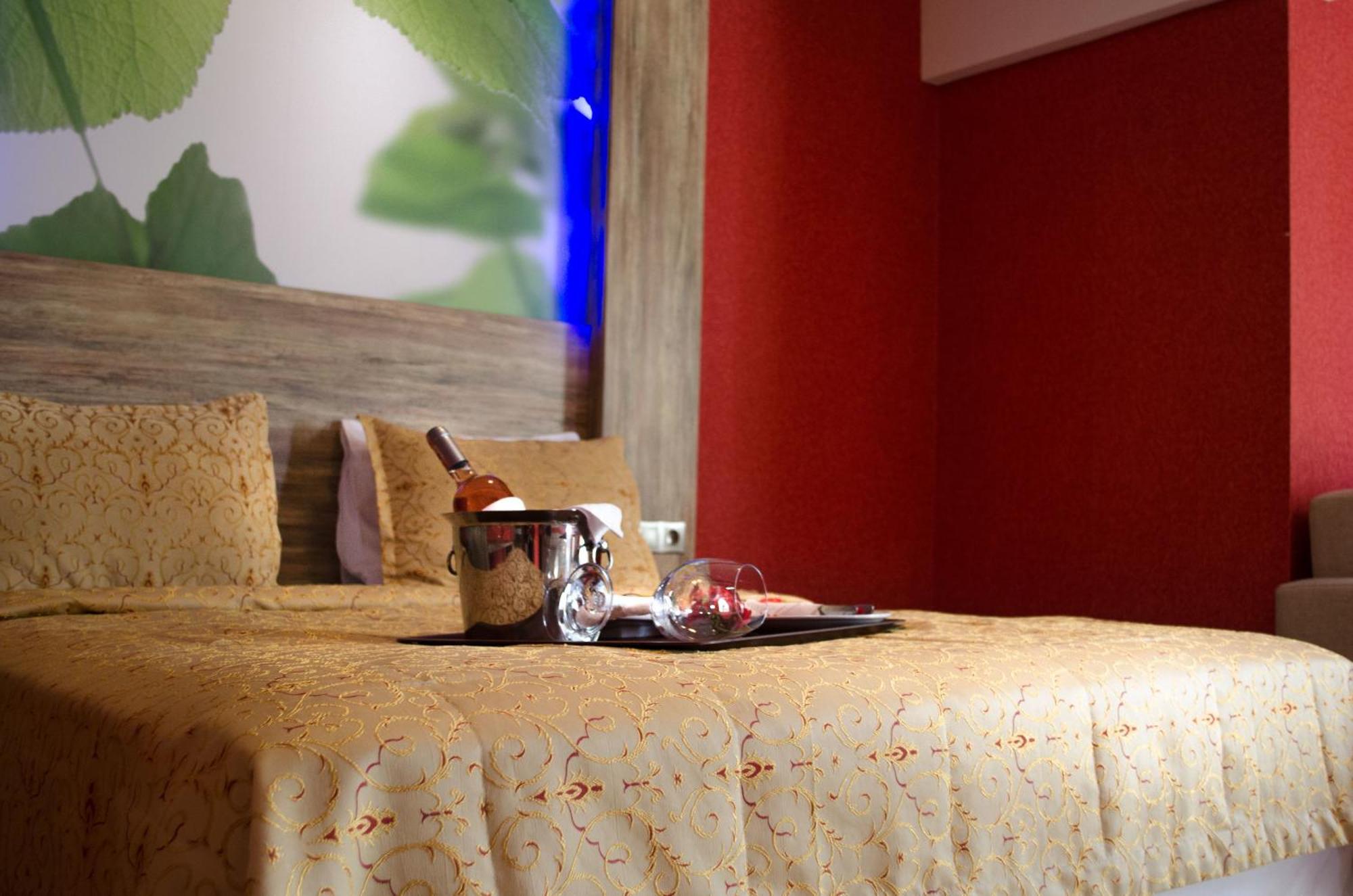 Delfi Hotel Spa & Wellness Center Bodrum Quarto foto
