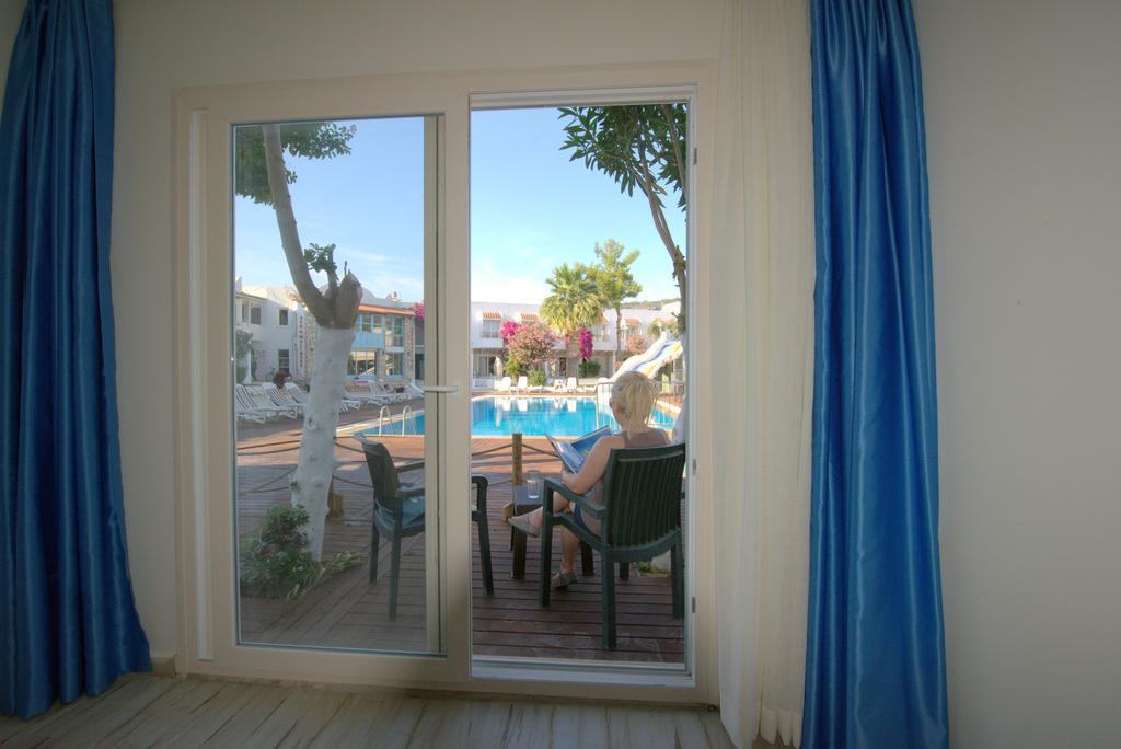 Delfi Hotel Spa & Wellness Center Bodrum Exterior foto